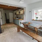 Oeroemzoeld Vendeghaz Nagymaros
