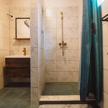 Oeroemzoeld Vendeghaz